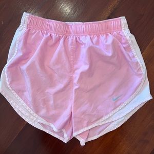 Nike Dri-Fit Shorts Pink Small